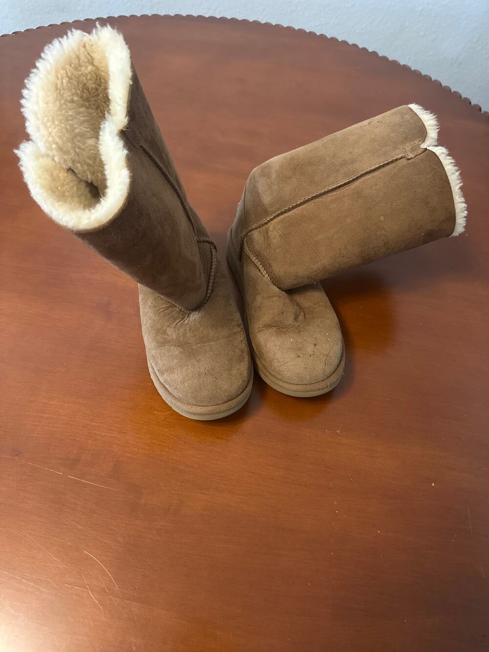 UGG Tall Chestnut Suede Sheepskin Boots Bailey Button Triplet Style Size 6